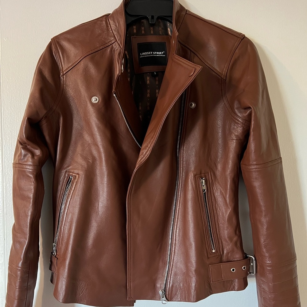 Women’s leather jacket, size small